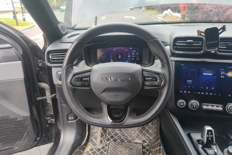 Used Lynk & Co 03 2022 1.5TD DCT JingPro
