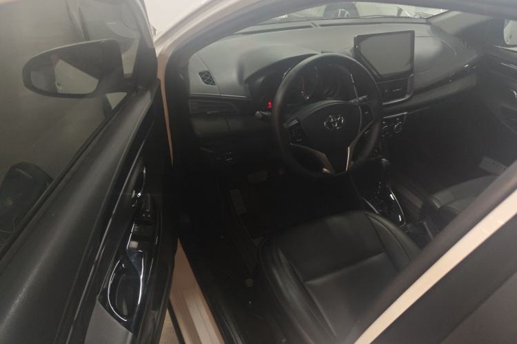 Used Toyota YARiS L Zhi Xuan 2022 X-Trail 1.5L CVT Luxury PLUS Edition Driver Seat