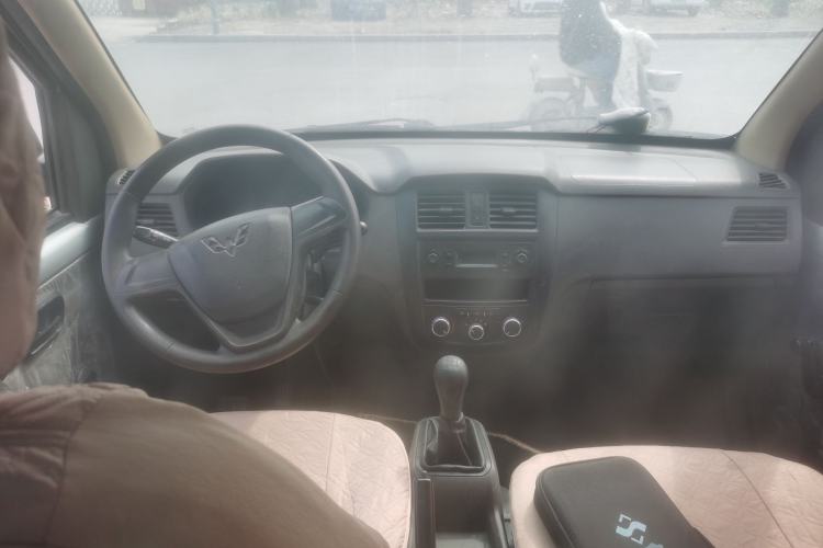 Used Wuling Rongguang S 2021 1.2L Base Model Window-Sealed 2-Seat LSI Car
