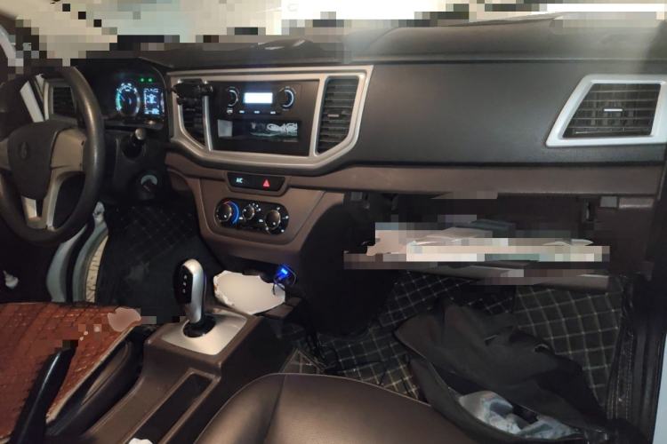 Used BAIC Ruixiang Boteng V2 EV 2022 Enclosed Van Standard Type Henan Lithium Battery Center Console