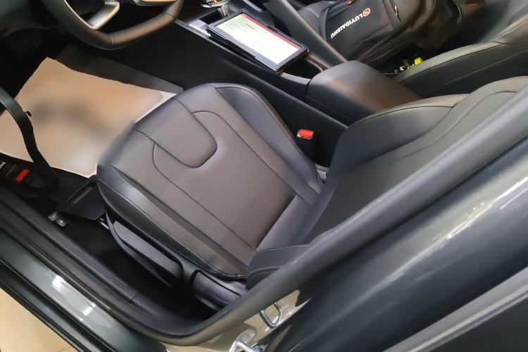 Used Hyundai Elantra 2023 1.5L CVT GLX Elite Edition Left Front Seat