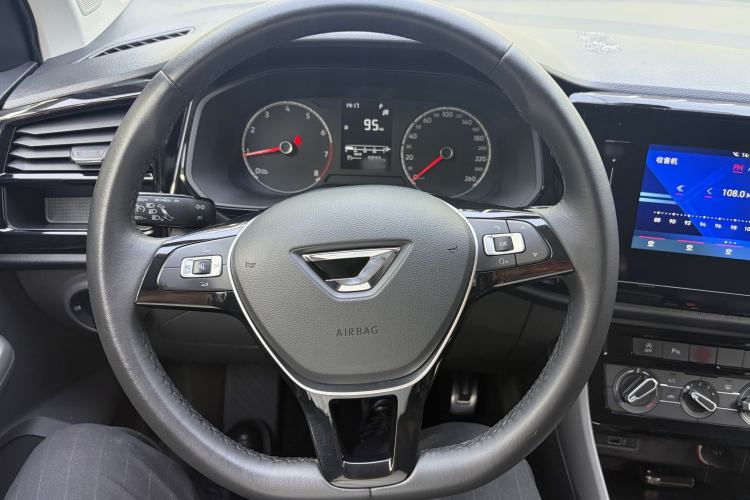 Used Jetta VS5 2019 280TSI Automatic Enjoyment Model
