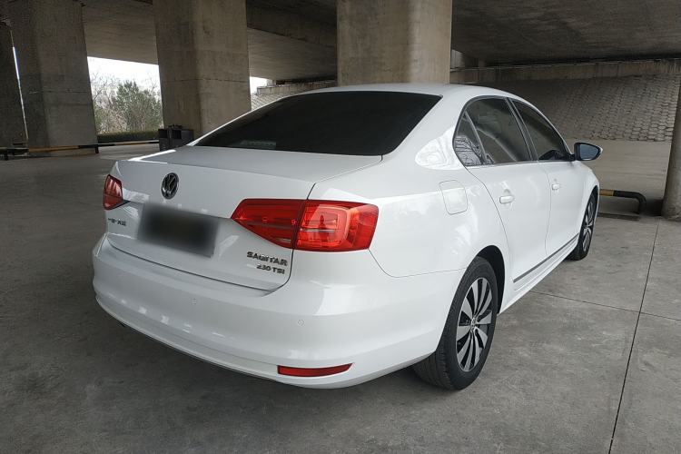 Used Volkswagen Sagitar 2017 230TSI Automatic Comfort Version