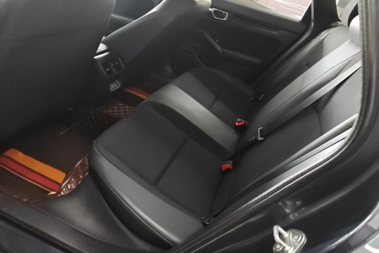 Used Honda Civic 2023 2.0L eHEV Sharp Edition Interior 4