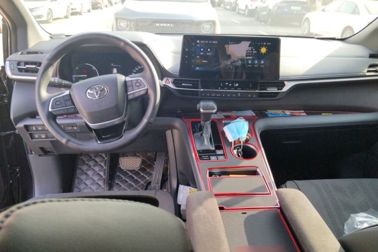 Used Toyota SIENNA 2024 2.5L Hybrid Four-Wheel Drive Prestige Edition