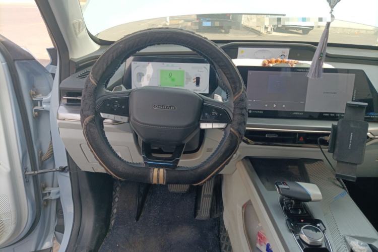 Used CHANGAN OSHAN Z6 New Energy 2022 Blue Whale iDD 150KM Flagship PLUS Smart Parking Edition Steering Wheel