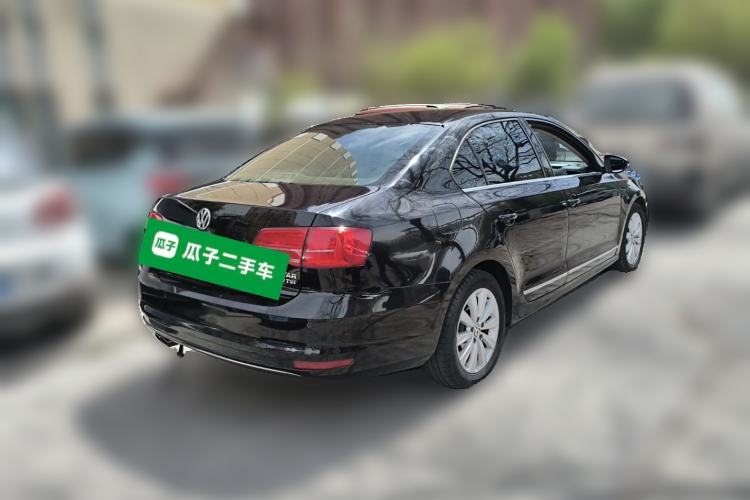 Used Volkswagen Sagitar 2015 230TSI Automatic Comfort Version
