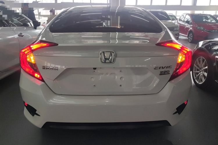 Used Honda Civic 2016 220TURBO CVT Luxury Edition