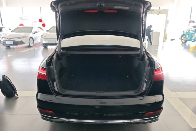 Used Audi A6L 2023 Revised 40 TFSI Luxury Prestige Edition
