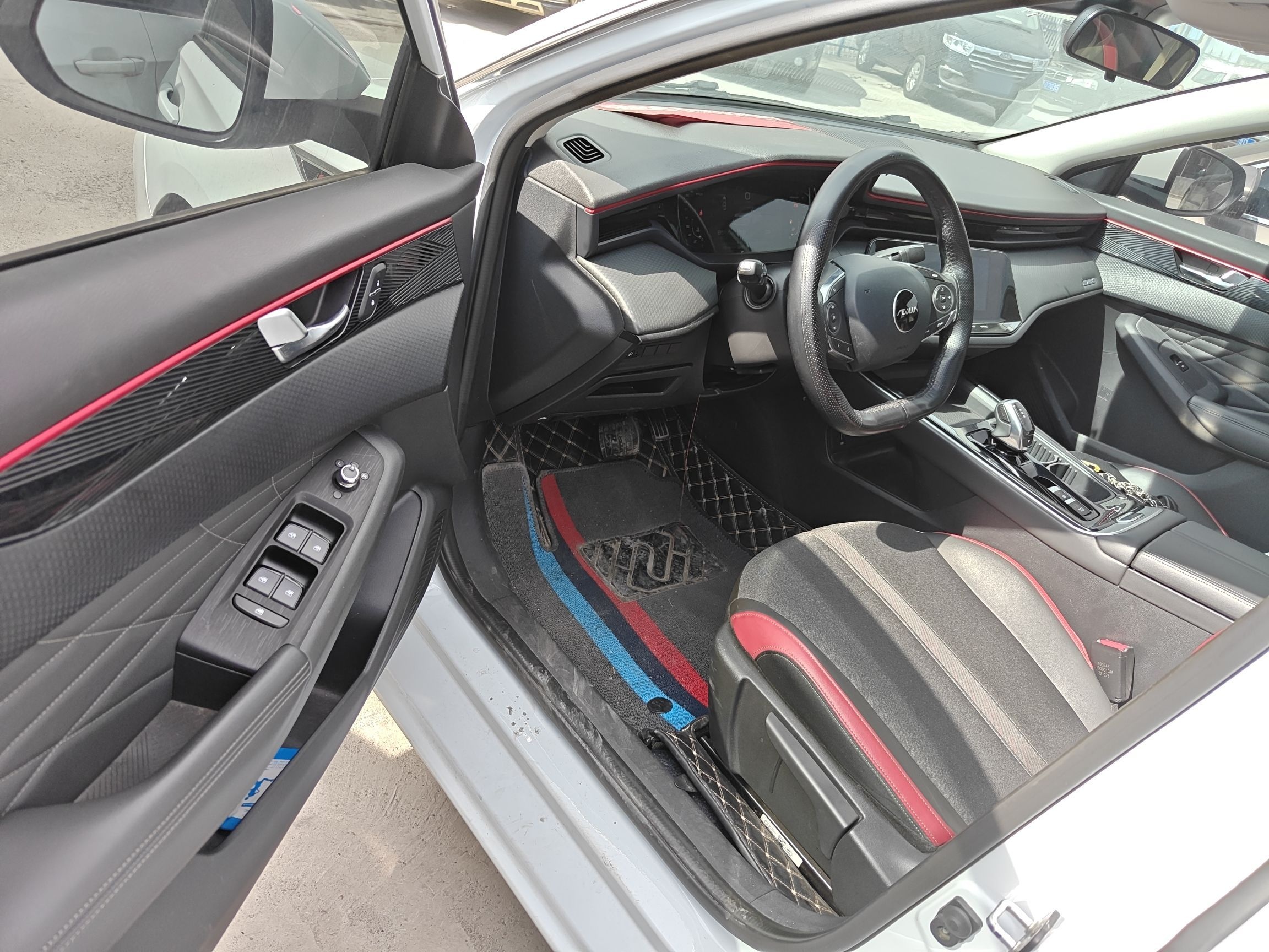 Dongfeng Aeolus Yixuan MAX 2023 1.5T Super-Powered Dad Edition — снимка 18