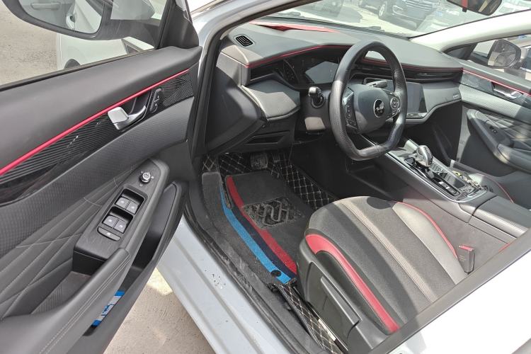 Used Dongfeng Aeolus Yixuan MAX 2023 1.5T Super-Powered Dad Edition
