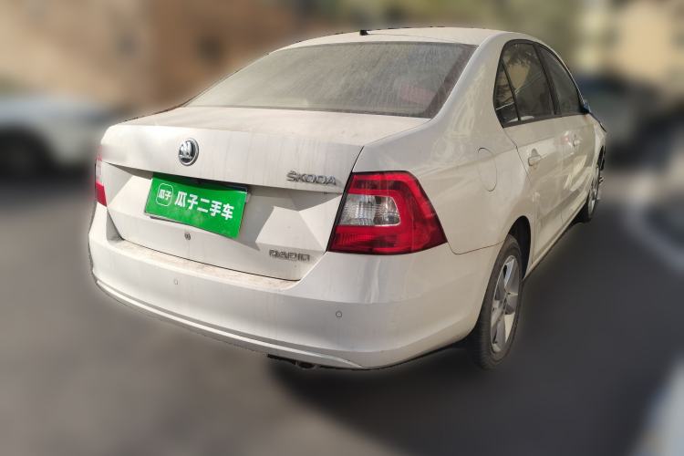 Used Skoda Rapid 2013 1.6L Manual Smart Selection Model