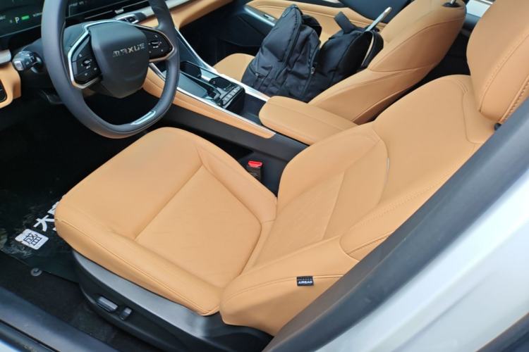 Used SAIC MAXUS G50 PHEV 2025 Leading Edition
