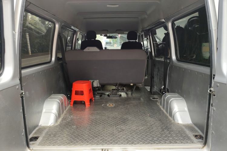 Used JMC Transit 2019 2.8T Commercial Version Short Wheelbase Mid-Roof 6-Seater China VI JX493 Trunk