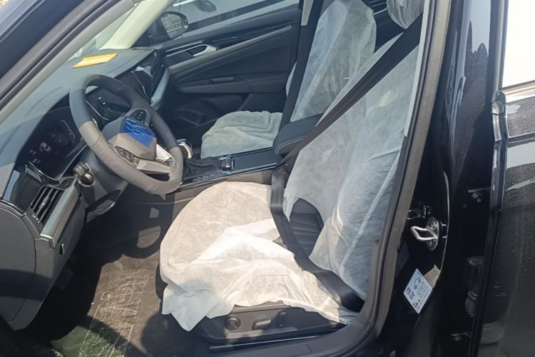 Used Volkswagen Passat 2026 Model, Outstanding 380TSI Longteng Edition
