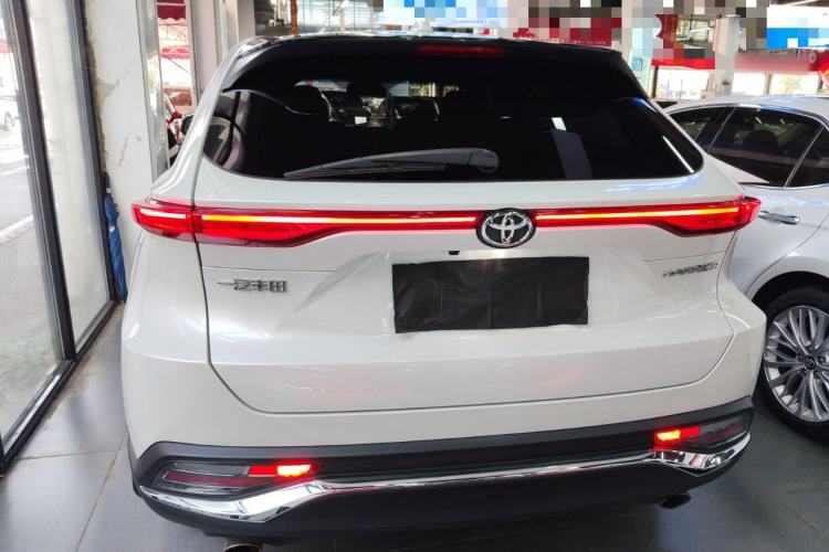 Used Toyota Harrier 2023 2.0L CVT Two-Wheel Drive Entry Version
