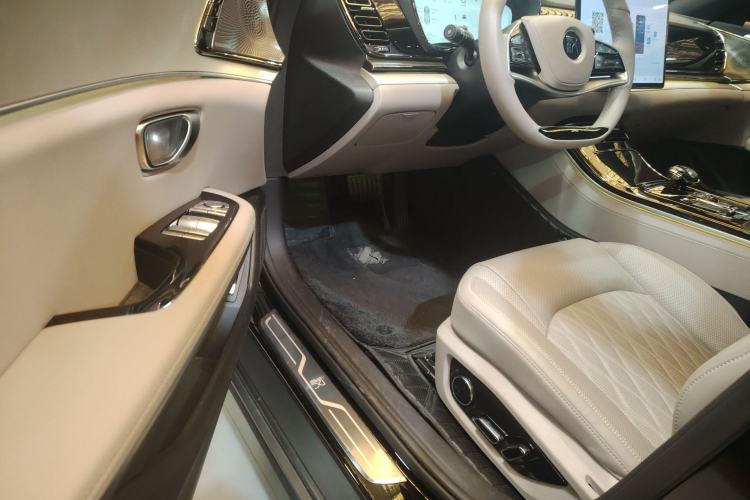 Used BYD Han 2025 DM-i 125KM Prestige Model