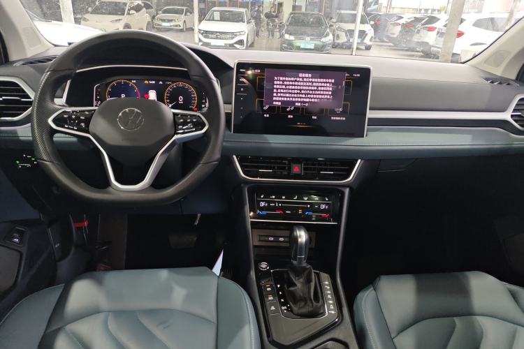 Used Volkswagen Tharu 2023 300TSI Two-Wheel-Drive Moon Luxury Edition