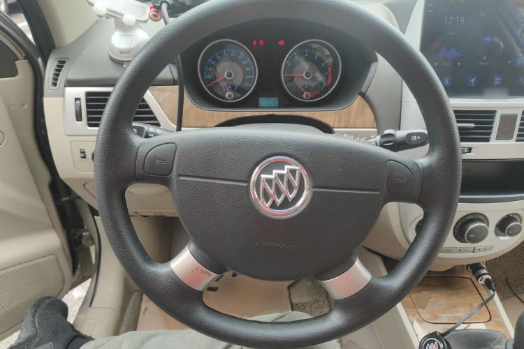 Used Buick Excelle 2015 1.5L Manual Classic Trim Steering Wheel