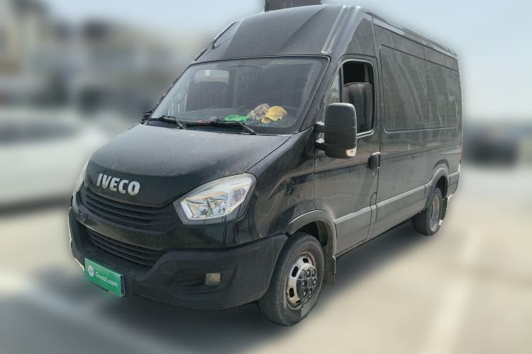 Used Iveco Eurocargo 2020 2.3T Manual Super Rui Long Wheelbase Short Overhang High Roof China VI F1A