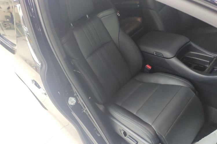 Used Toyota Alphard 2021 Dual-Engine 2.5L Prestige Edition