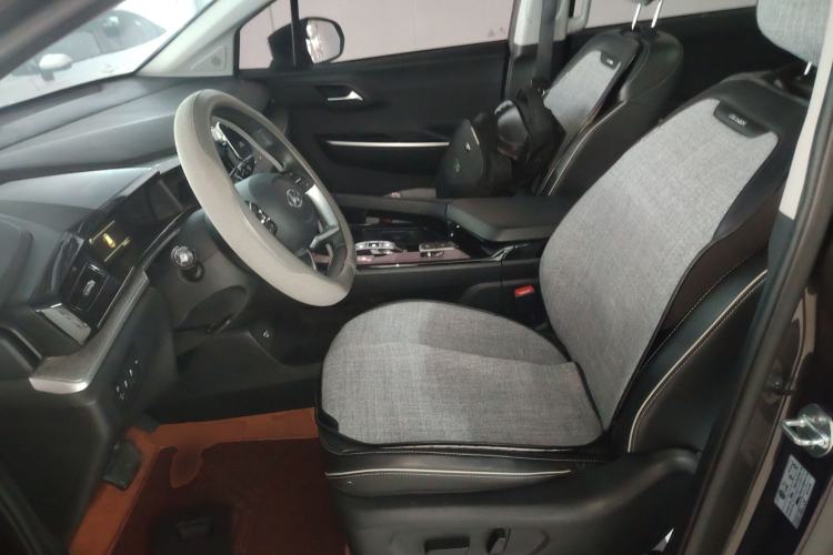 Used Hyundai Custo 2021 270TGDi Prestige LUX Left Front Seat