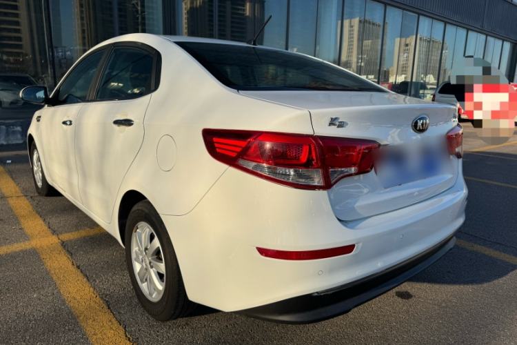 Used Kia K2 2015 Sedan 1.4L Automatic GLS Exterior 1