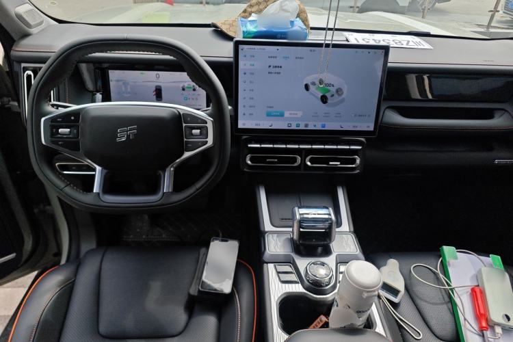 Used JETOUR Shanhai T1 2025 Model 147km Four-Wheel-Drive Exploration Center Console