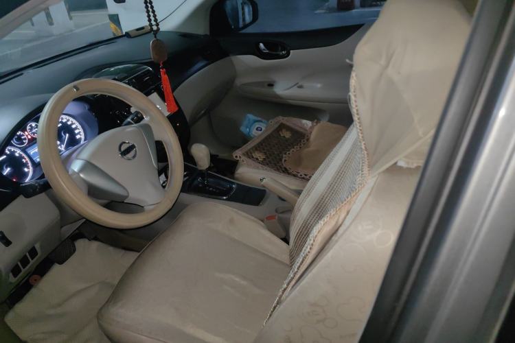 Used Nissan Tiida 2013 1.6L CVT Cool Cafe Edition