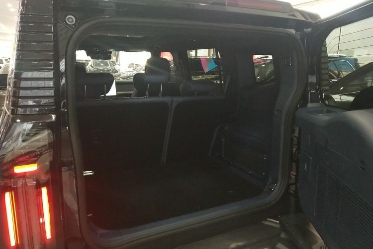 Used JETOUR Shanhai Traveler C-DM 2024 C-DM 208KM Mountain & Wilderness Edition
