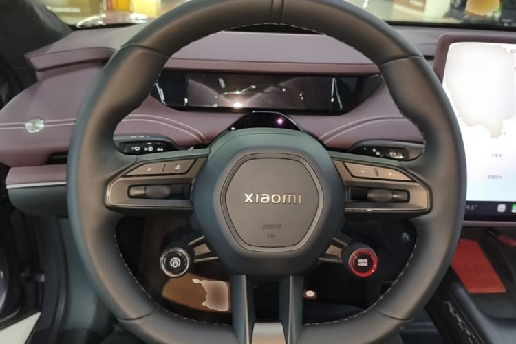 Used Xiaomi Auto SU7 2024 Four-Wheel Drive Ultra-Long Range Advanced Intelligent Driving Max Edition Steering Wheel