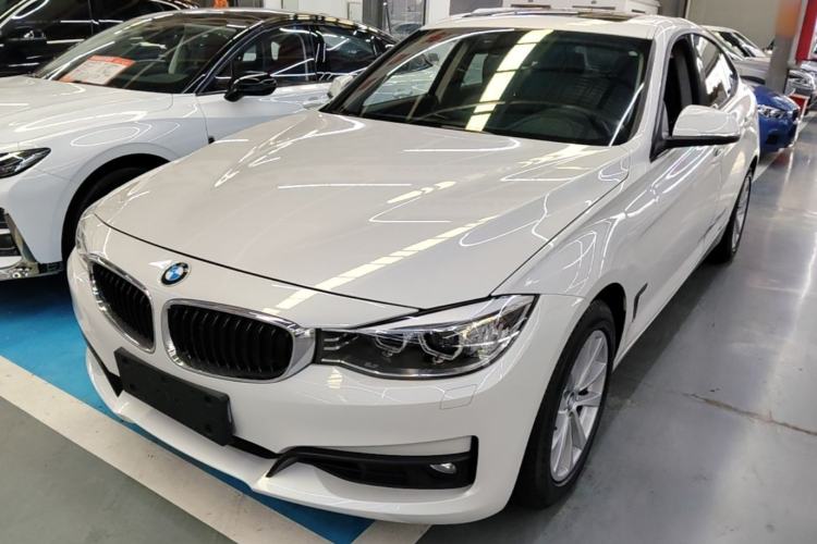 Used BMW 3 Series GT 2014 320i Leading Model
