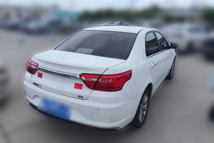 Used Geely Auto Vision 2019 Upgraded Model 1.5L Manual Luxury Version China V Standard
