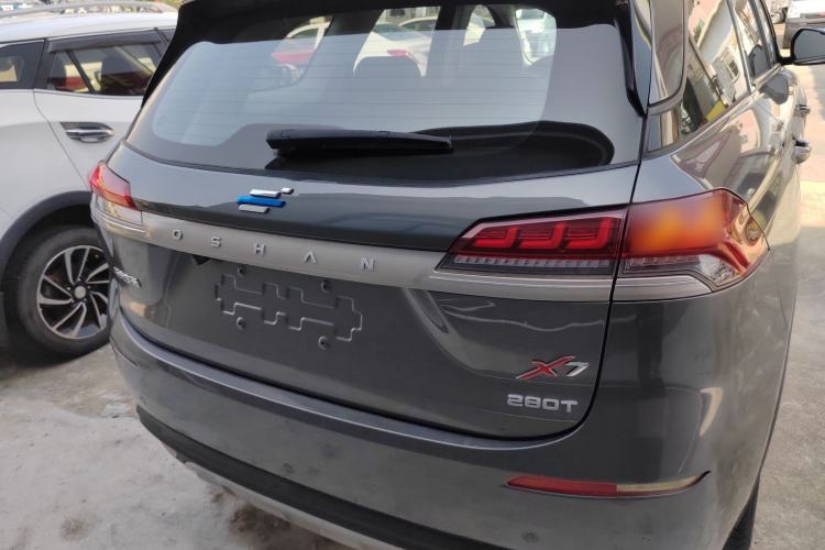 Used CHANGAN OSHAN X7 2021 1.5T Automatic Luxury Version
