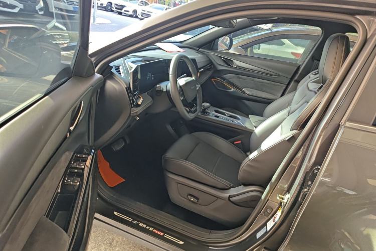 Used Oshan X5 PLUS 2023 Revised 1.5T DCT Excellence Edition
