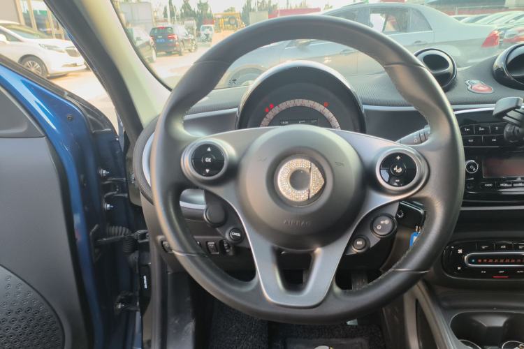 Used smart forfour 2018 1.0L 52kW Passion Edition