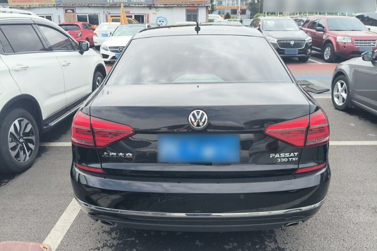 Used Volkswagen Passat 2017 330TSI DSG Luxury Edition