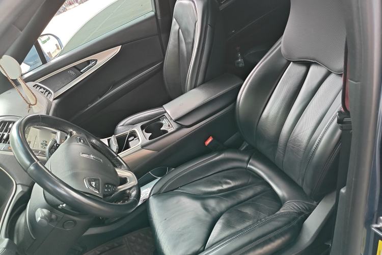 Used Lincoln MKX 2018 2.0T Two-Wheel Drive Deluxe Edition Left Front Seat