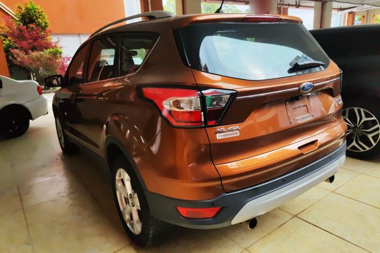 Used Ford Kuga 2018 EcoBoost 180 Two-Wheel-Drive Platinum Edition