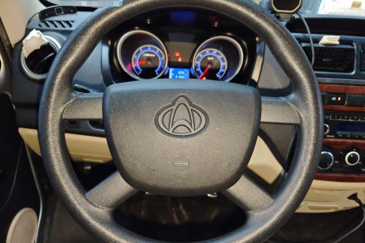 Used CHANGAN KAICHENG Ruixing M80 2018 1.5L Base Model Van Semi-Blind Window Flat Roof Rear-Hinged Doors 4G15S
