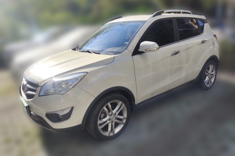 Used CHANGAN CS35 2014 1.6L Automatic Luxury Model China IV Standard Guazi used car, China used car export, Used car for sale, Used cars, Cheapest cars for sale