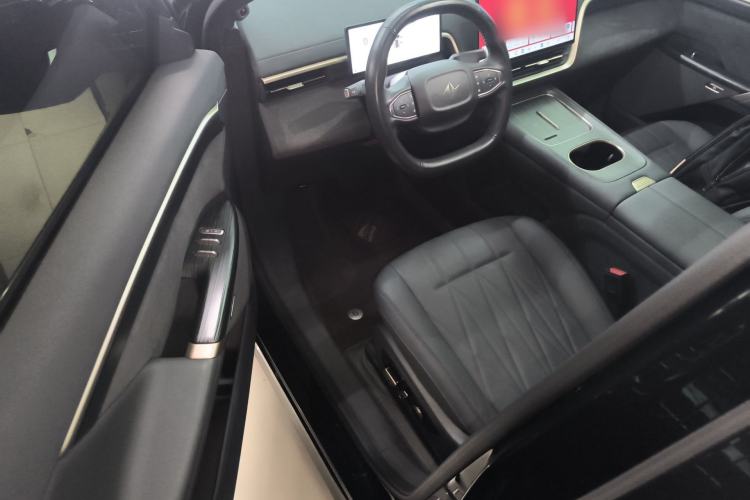 Used Dongfeng eπ eπ008 2025 210 Ultra Range-Extended Version 5 Seats