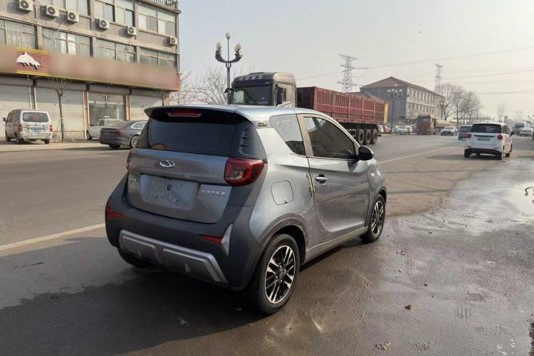 Used Chery Little Ant 2022 Sweet Pink Edition Half-Sugar Version Lithium Iron Phosphate 29.2 kWh 30 kW 301 km