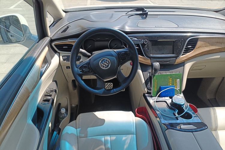 Used Buick GL8 2017 ES 28T Comfort Model China V Standard Steering Wheel