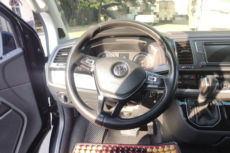 Used Volkswagen Multivan 2017 2.0 TSI 4x4 Prestige Edition 7-Seater