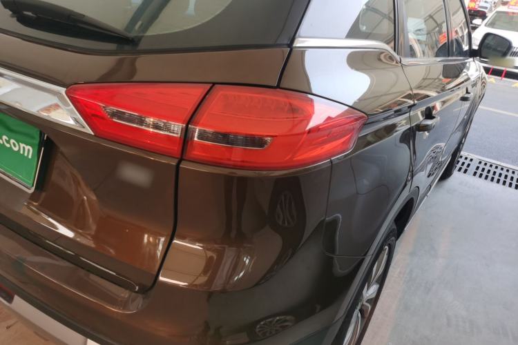 Used Geely Auto Emgrand X7 Sport 2016 1.8TD Automatic Smart Model Exterior 3