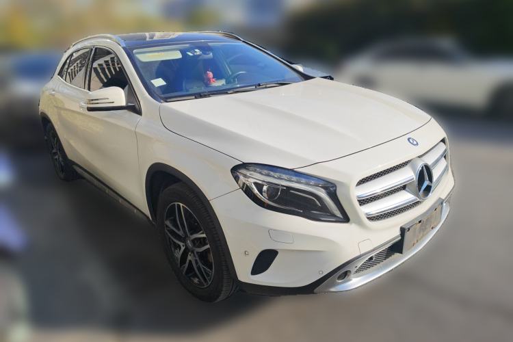 Used Mercedes-Benz GLA 2015 GLA 220 4MATIC Fashion Model
