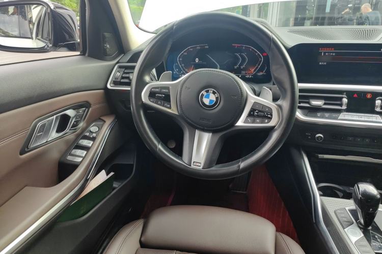 Used BMW 3 Series 2022 Revised 325i M Sport Night Edition Package Steering Wheel