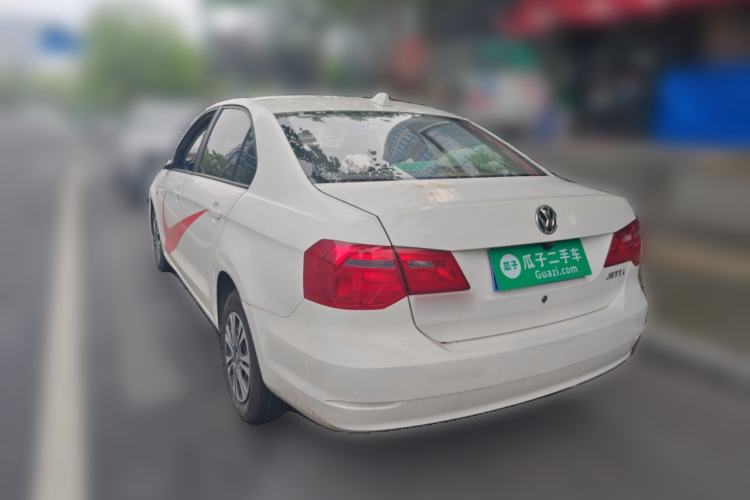 Used Volkswagen Jetta 2013 1.6L Manual Fashion Edition
