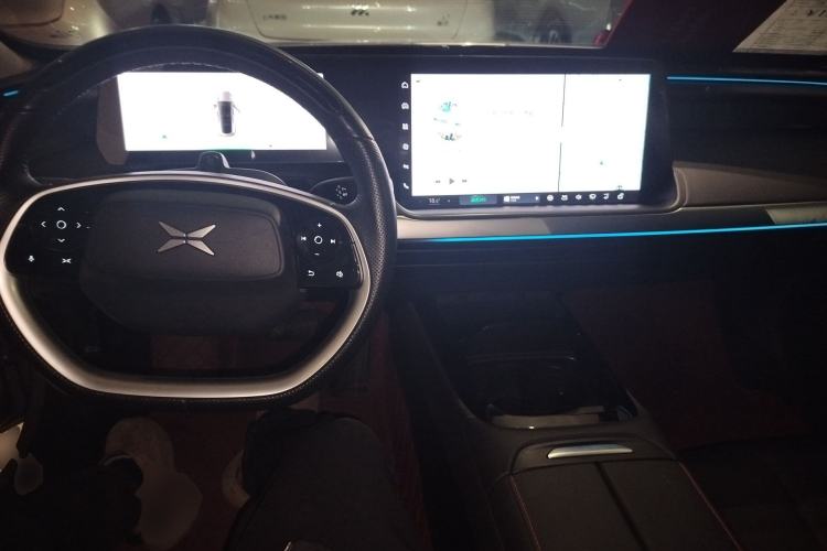 Used XPeng P7 2021 480N Center Console